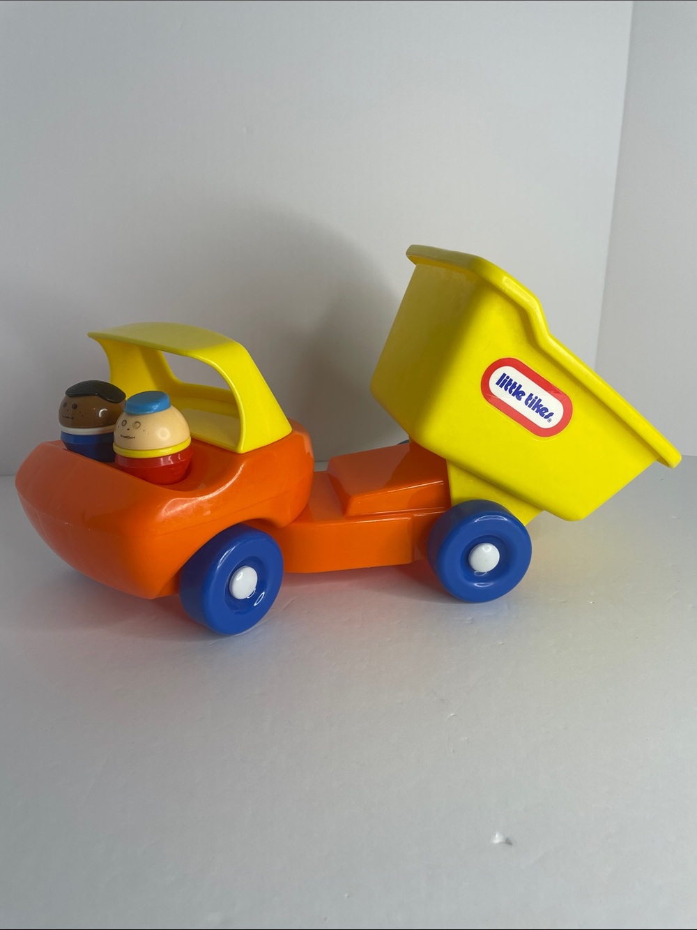 90s Little Tikes Classic Dump Truck With 2 Figures Working Clicking Sound Clean - Picture 14 of 15